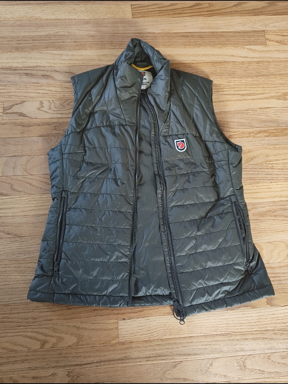 Fjallraven Quilted Insulated Vest in Olive